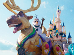 Olaf and Sven in front of Sleeping Beauty Castle in Disney Stars on Parade