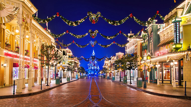 Disney S Enchanted Christmas Disneyland Paris