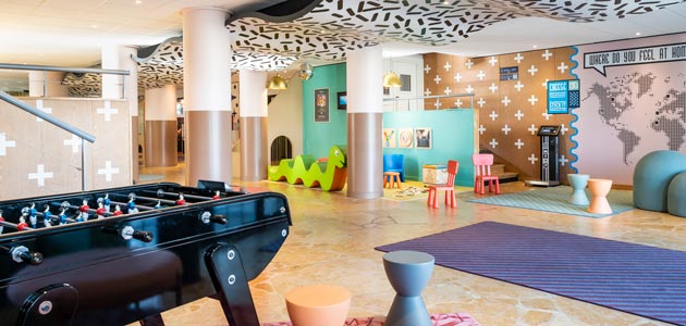 Game room of Aparthotel Adagio Val d'Europe.