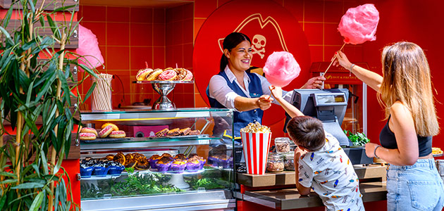 Explorers Fabulous Hotel Group snack bar.
