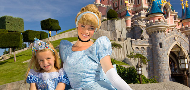 Mingle with your favourite Disney Princesses in Disneyland Park.