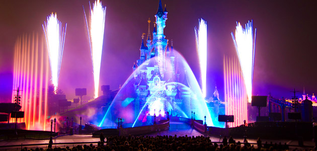 Our spectacular Disney Illuminations! sound and light show will make your break even more magical