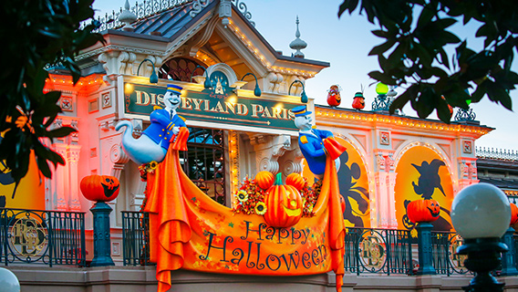 Disney\'s Halloween Festival at Disneyland Paris | Disneyland® Paris