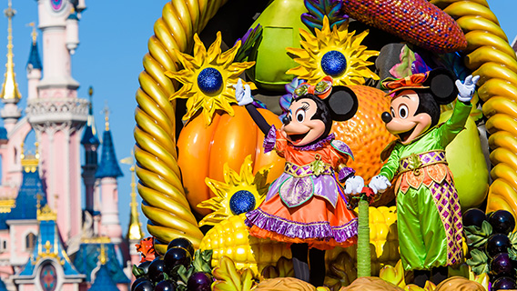 Join your Disney favourites for spooky Halloween celebrations in Autumn!