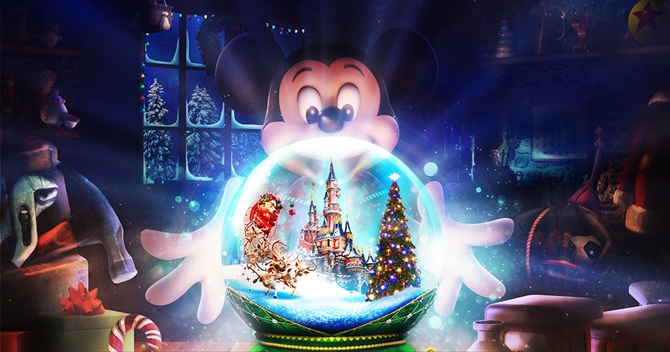 New Disney DLRP DLP Disneyland Paris Christmas Mickey Mouse Pin Joyeux Noel 2021 