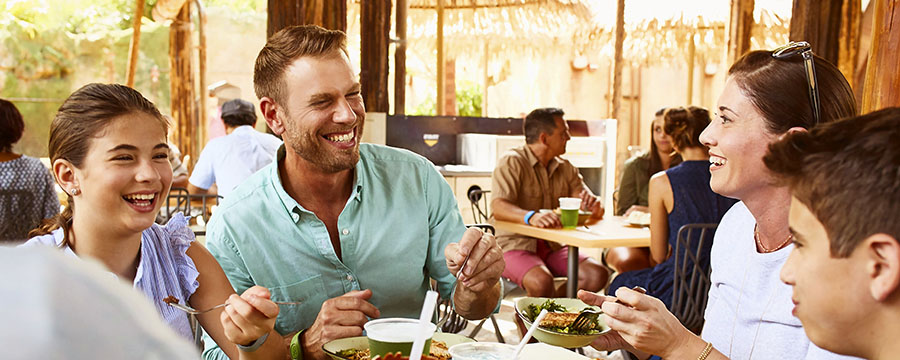 Family dining at Satu'li Canteen in Pandora the World of Avatar at Animal Kingdom Park